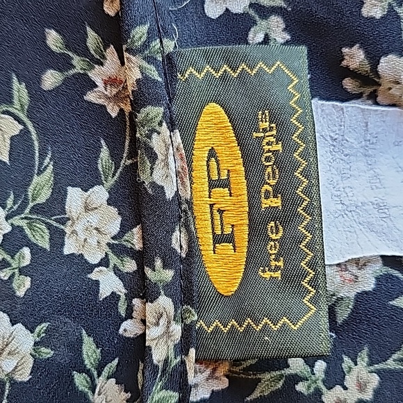 FREE PEOPLE Top - Picture 5 of 6